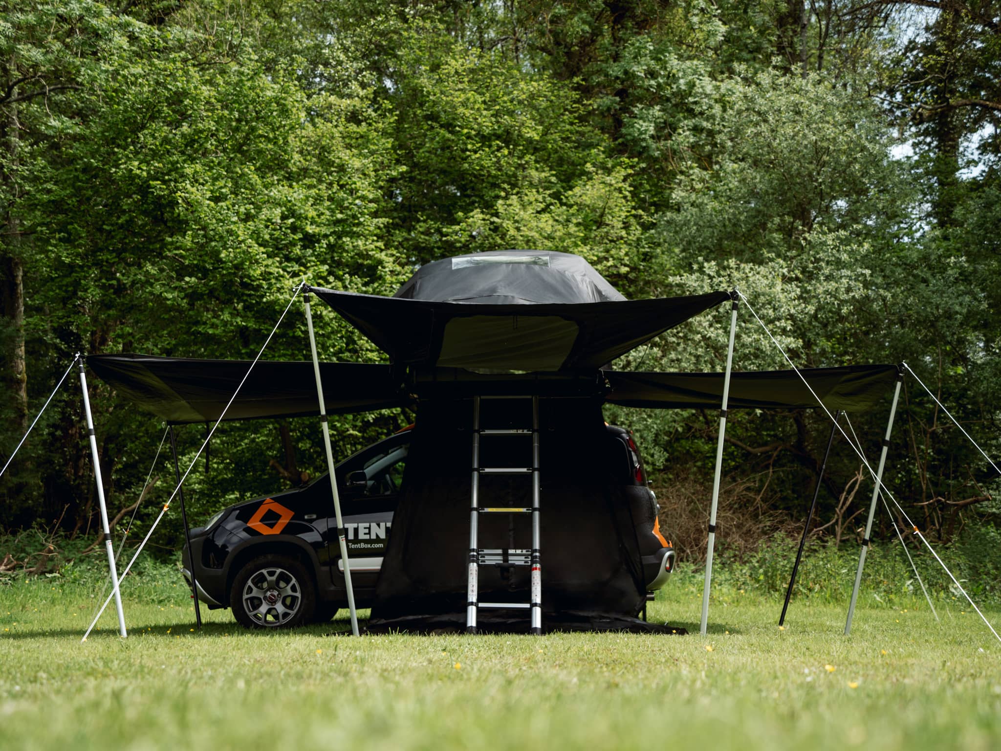 TentBox Lite 2.0 Living pod - Awning for your roof tent 