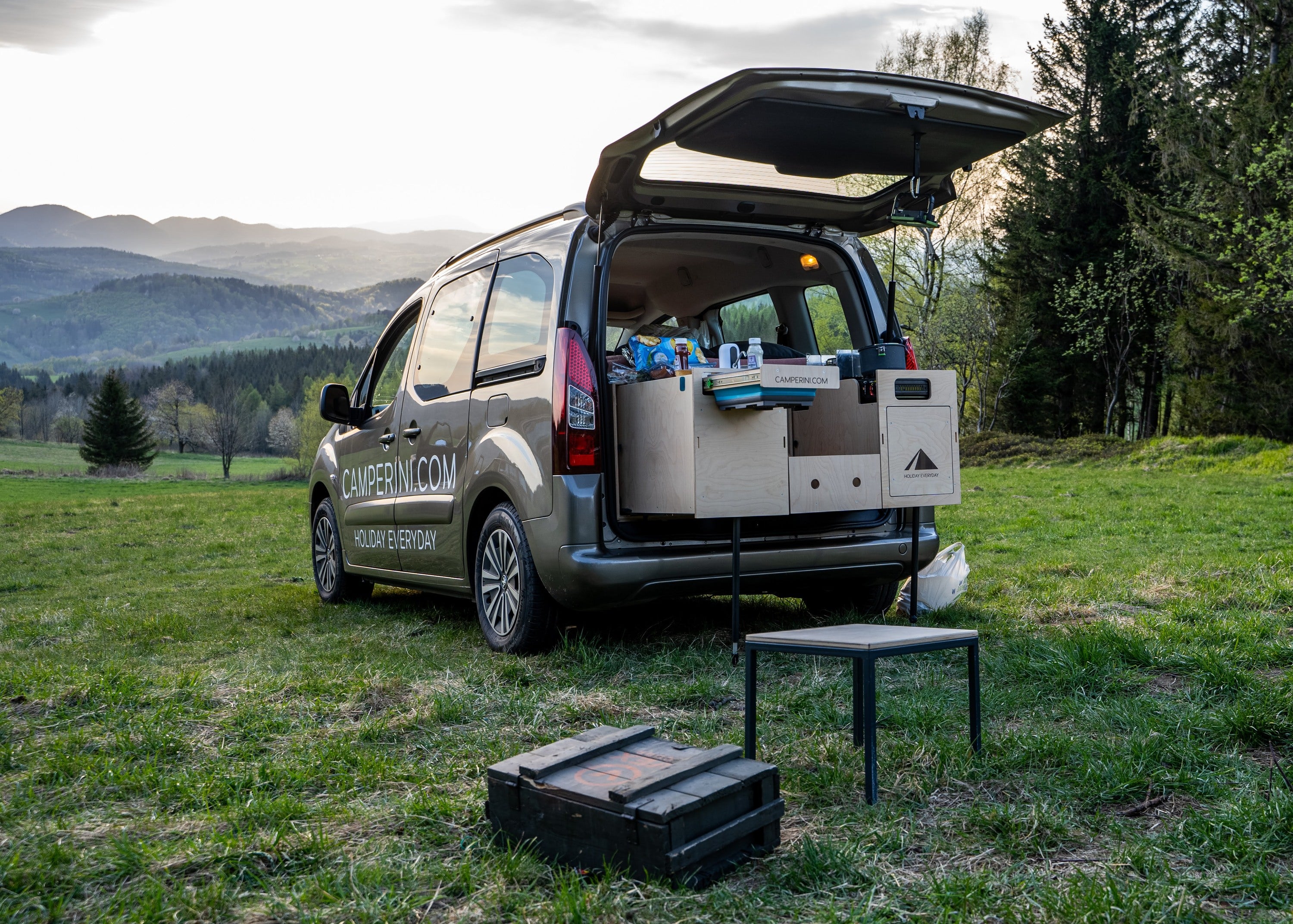 Camperini MAXI - Innovative and Quality-conscious Campervan Module