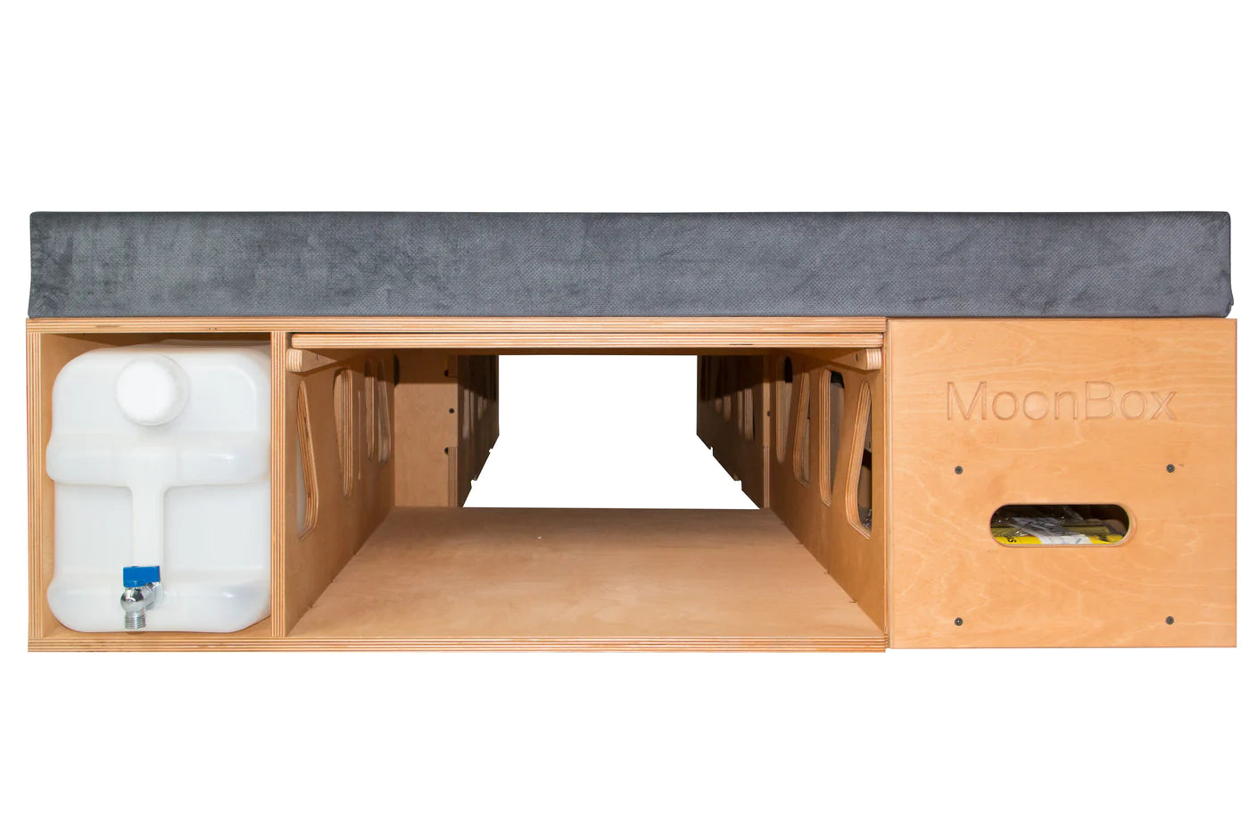 MoonBox 119 - Campervan module for larger cars 
