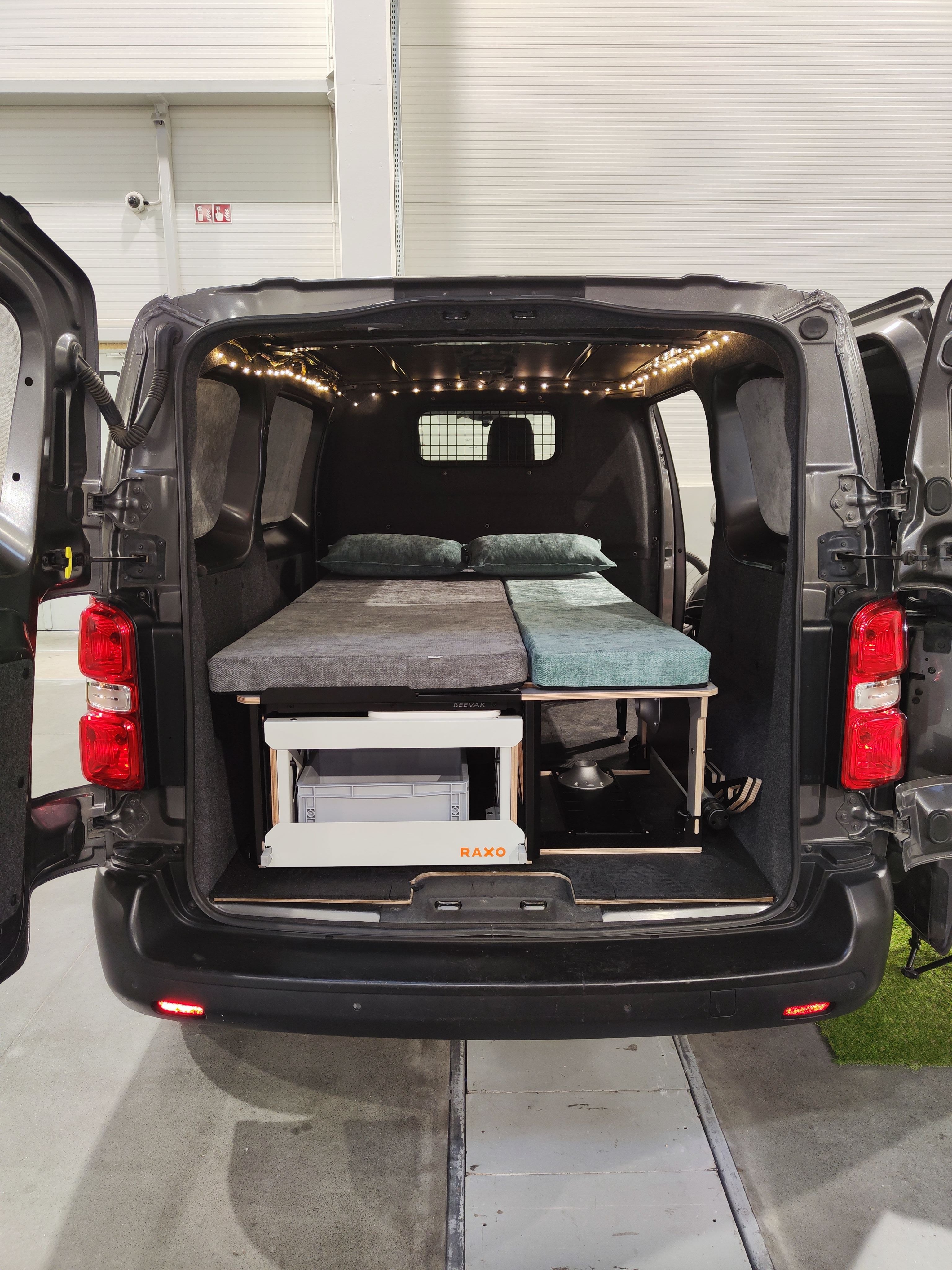 RAXO BEEVAK - Universalt Campervan modul