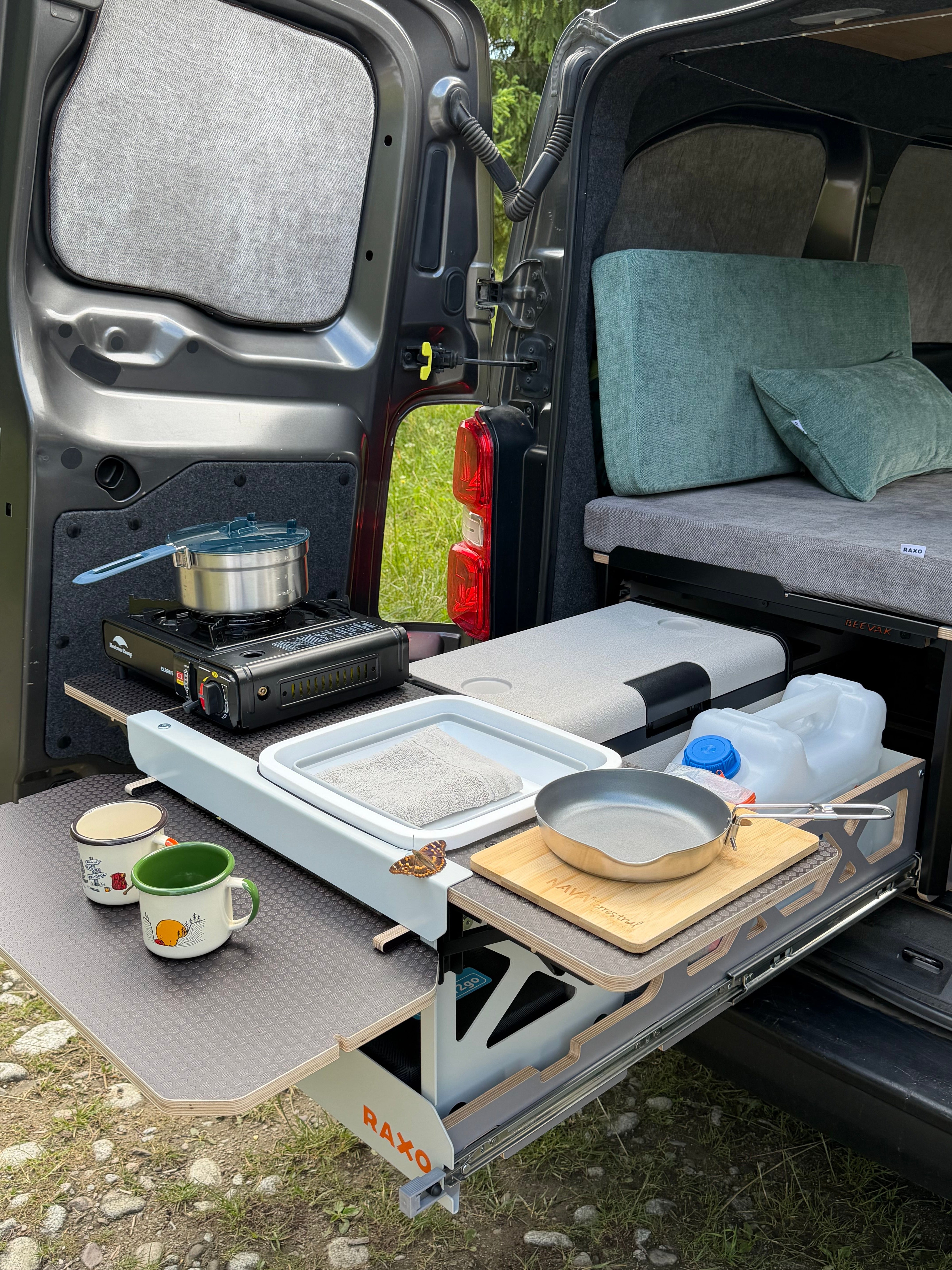 RAXO BEEVAK - Universalt Campervan modul