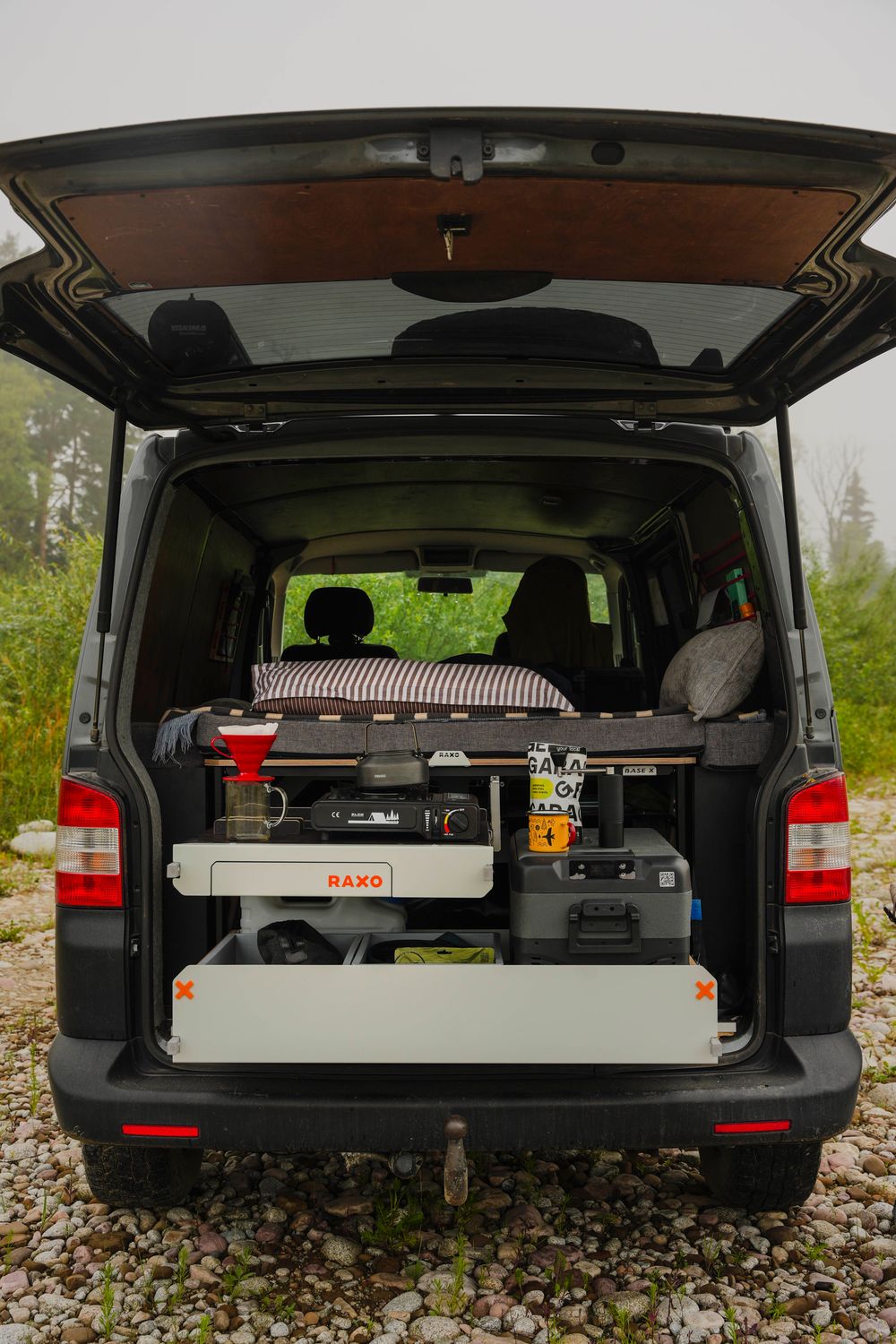 RAXO BASE X Campervan Modul | Seng & Køkken til Van