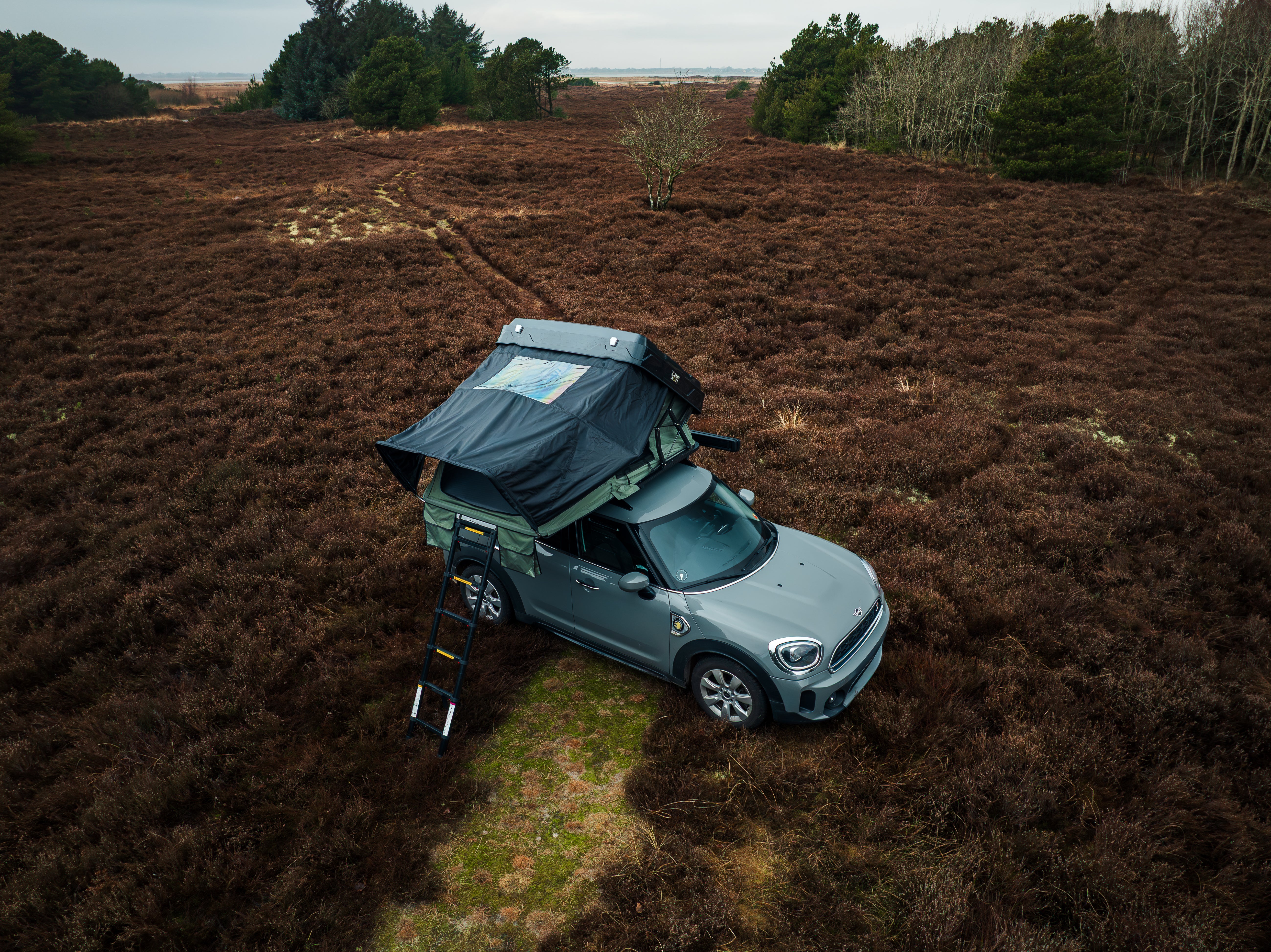 CampBoxi Nest 160 roof tent - All-in-one roof tent | Hydraulic opening | integrated window bars | comfort mattress
