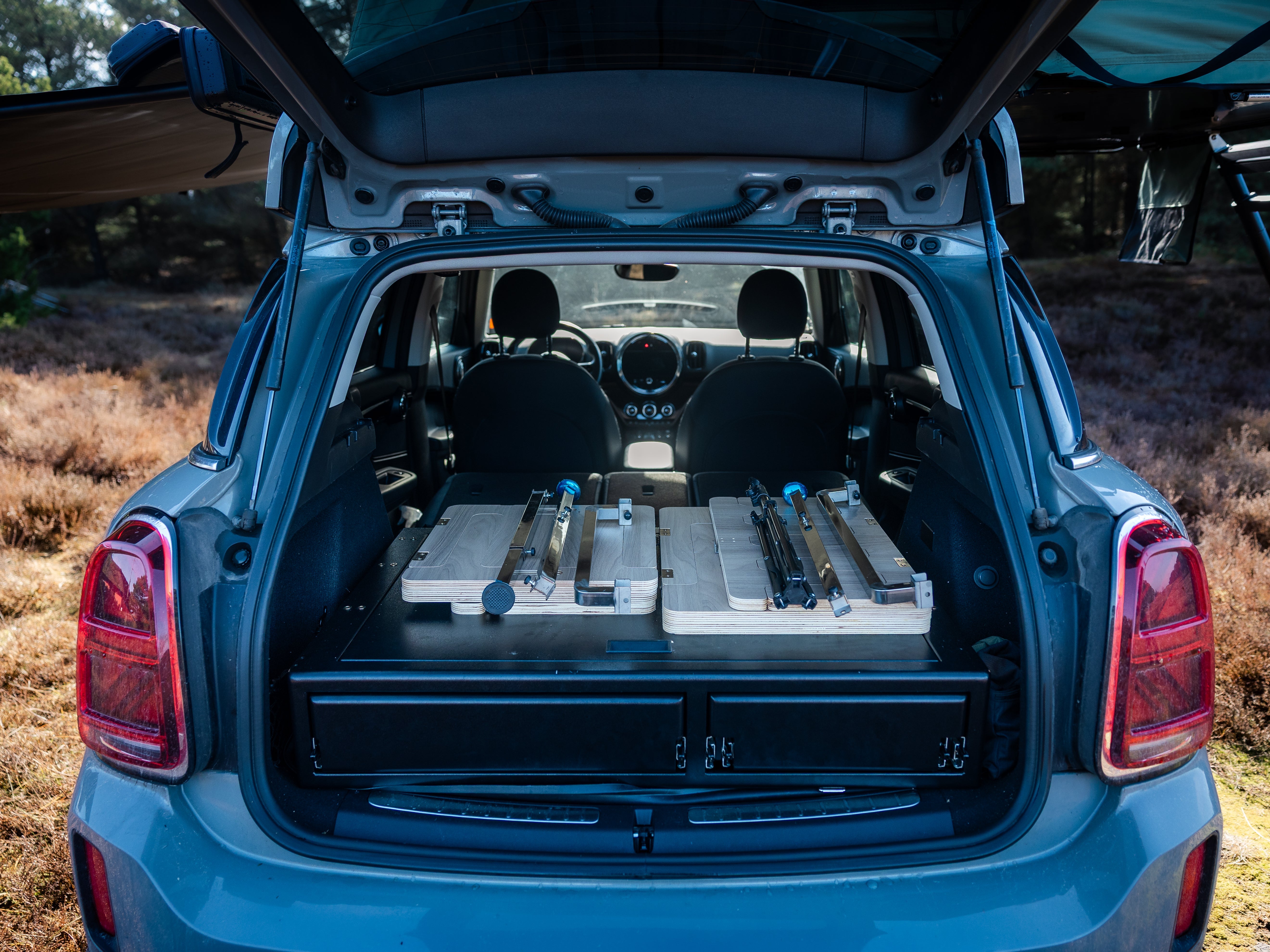 CampBoxi Kitchenfit - Allt-i-ett-husbilsmodul för vardagsbilar