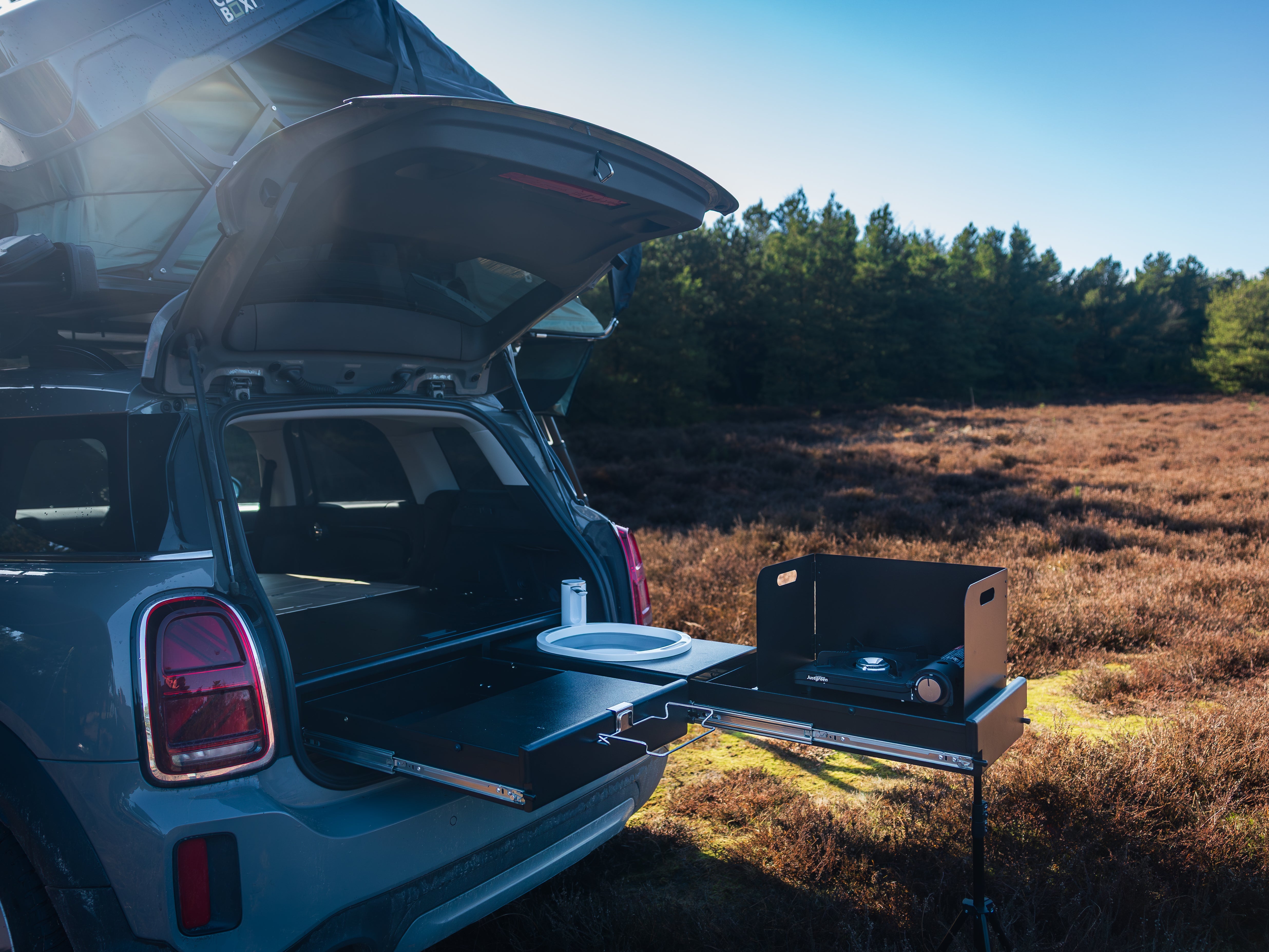 CampBoxi Kitchenfit - Allt-i-ett-husbilsmodul för vardagsbilar