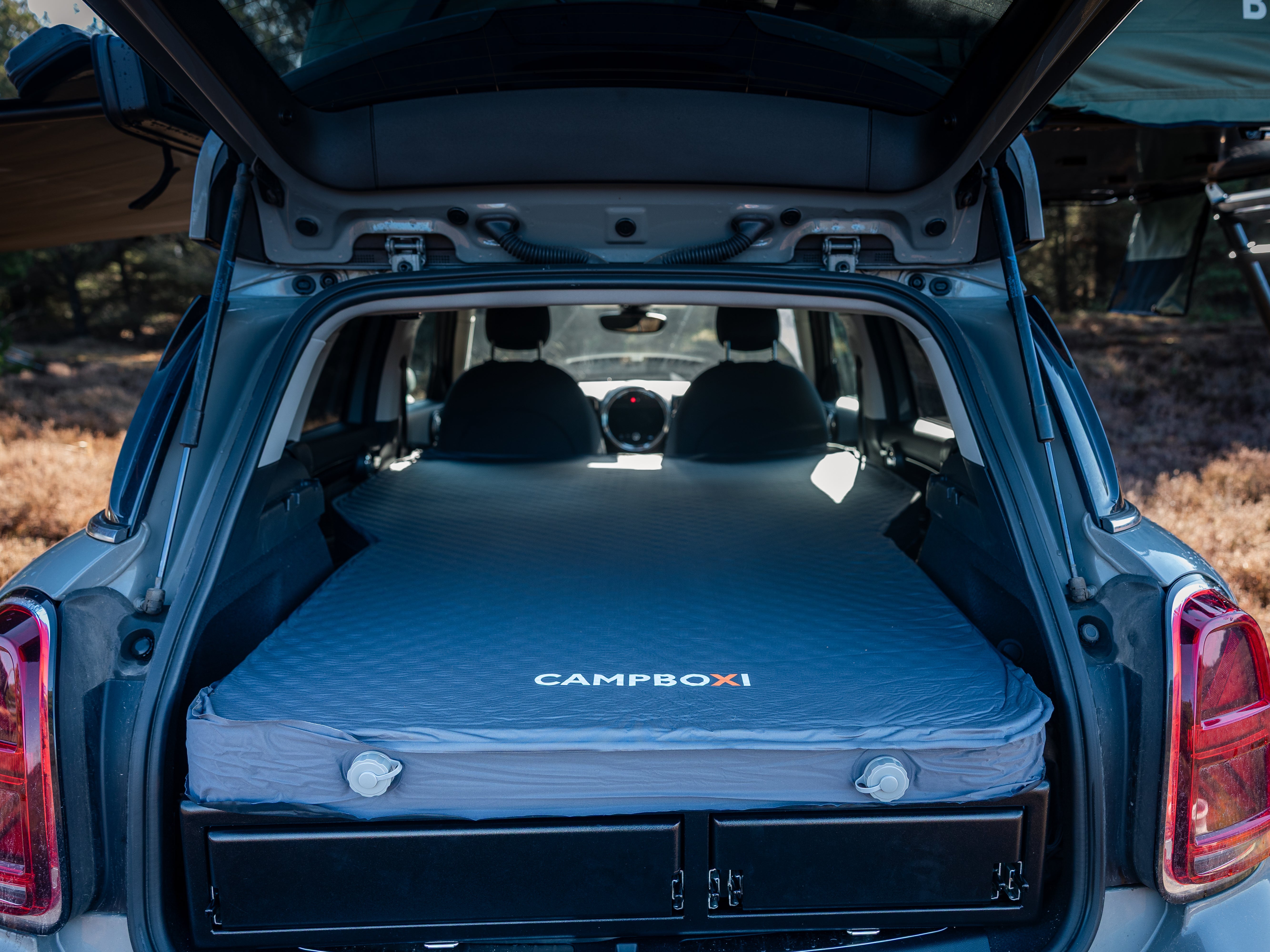 CampBoxi Kitchenfit - Allt-i-ett-husbilsmodul för vardagsbilar