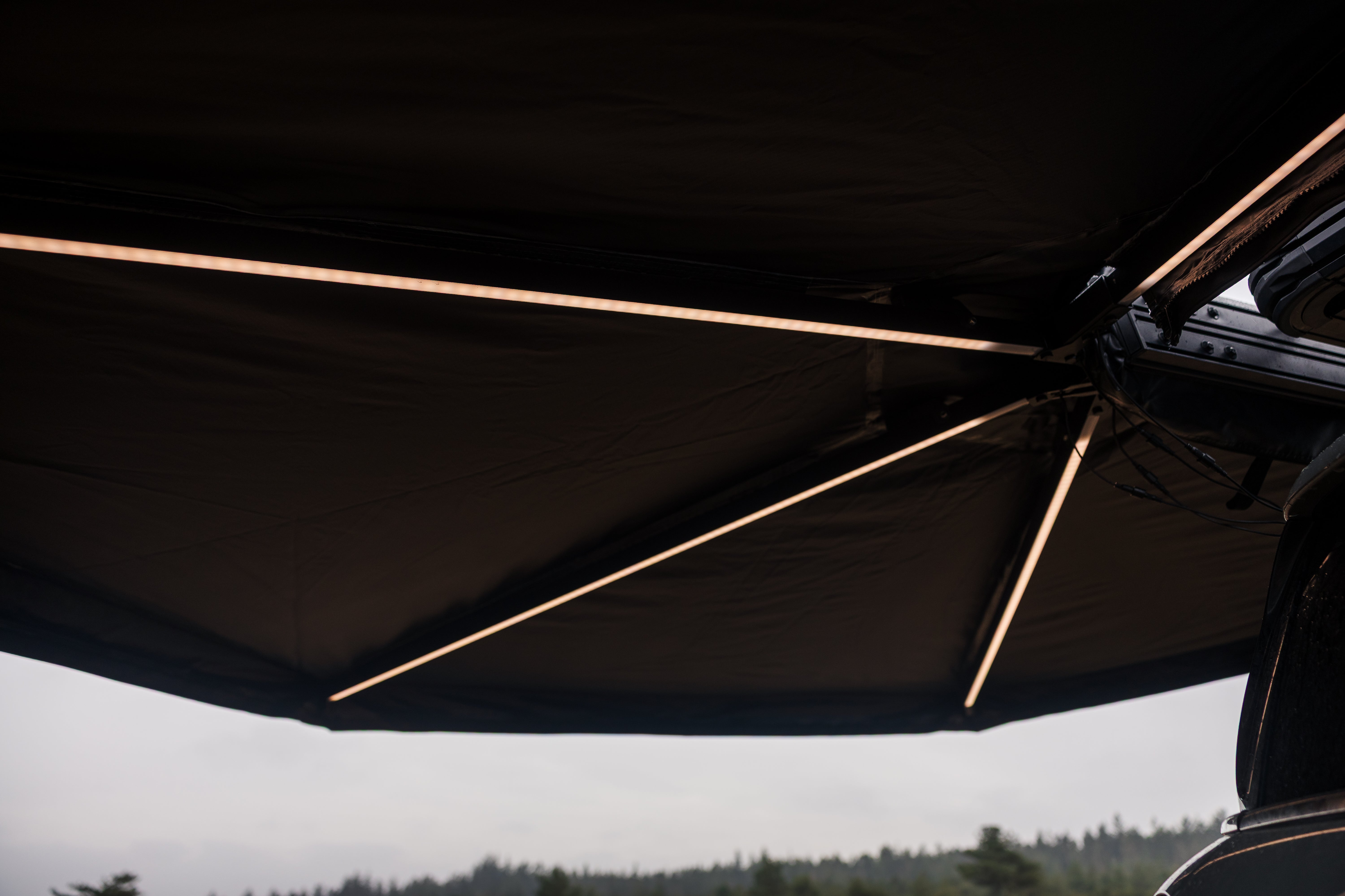 CampBoxi 270° markis