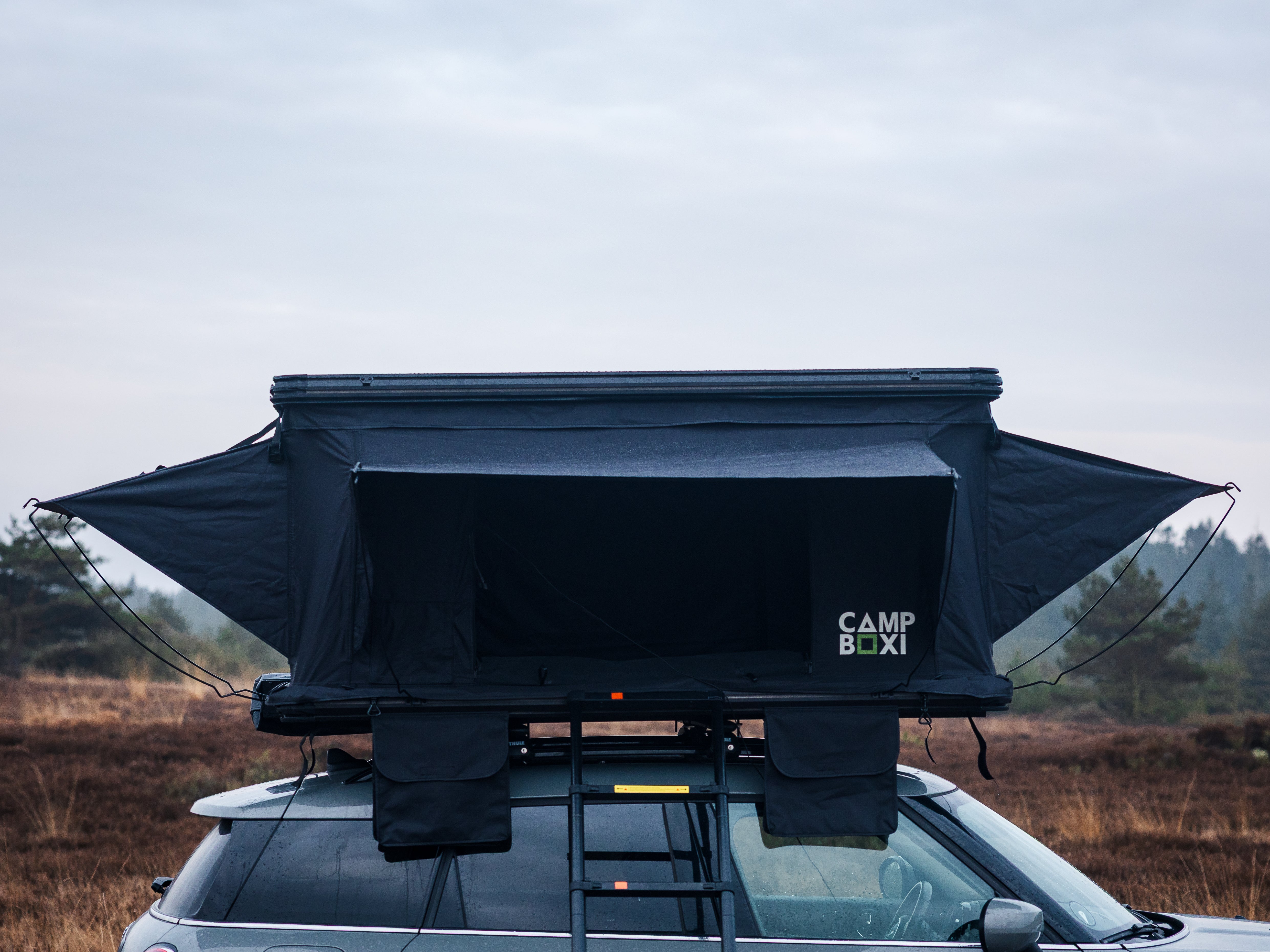 CampBoxi Aero 130 roof tent - Hard-shell aluminum roof tent