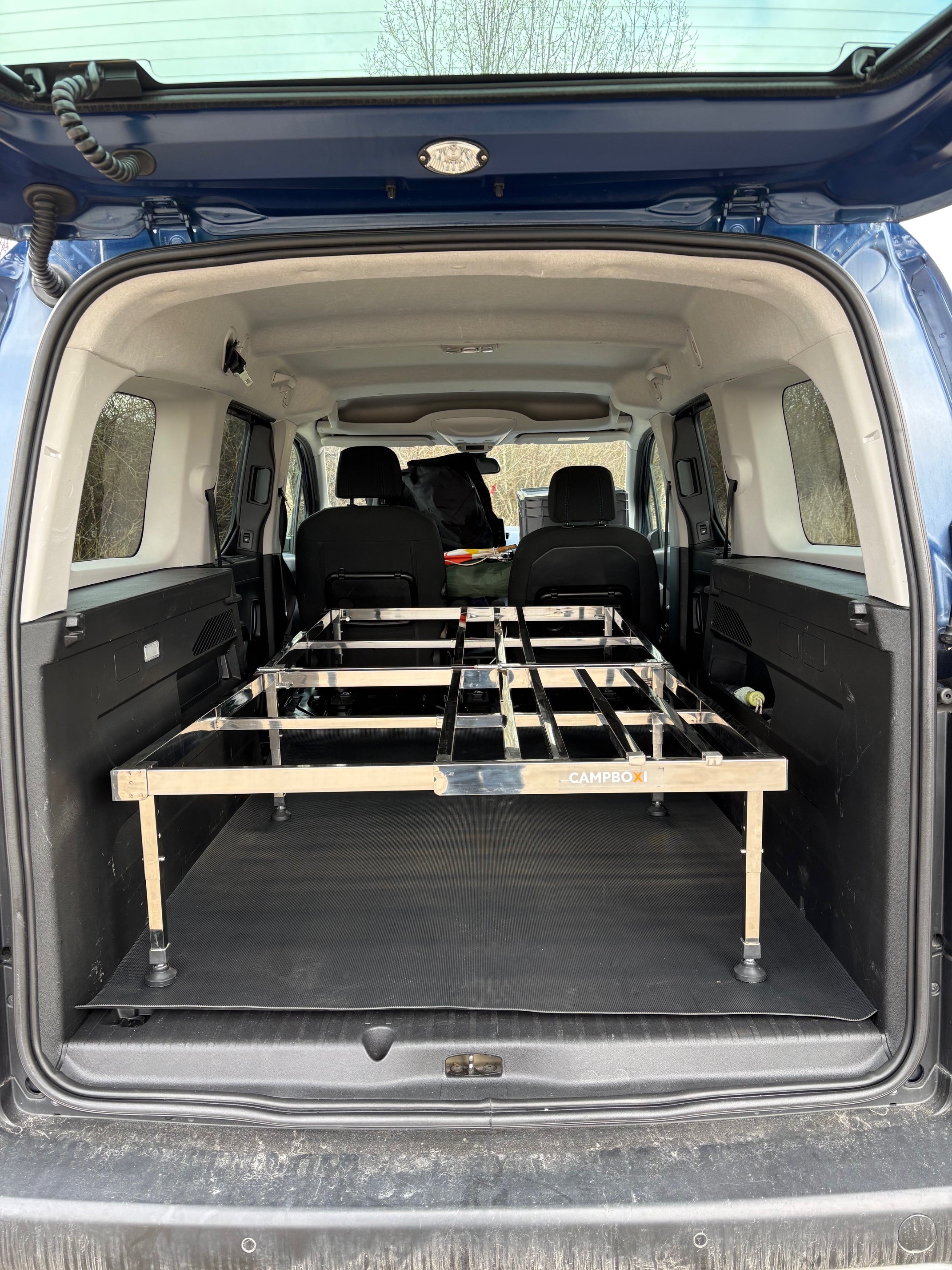 CampBoxi Unifit - Flexible and adjustable bed frame for your everyday car