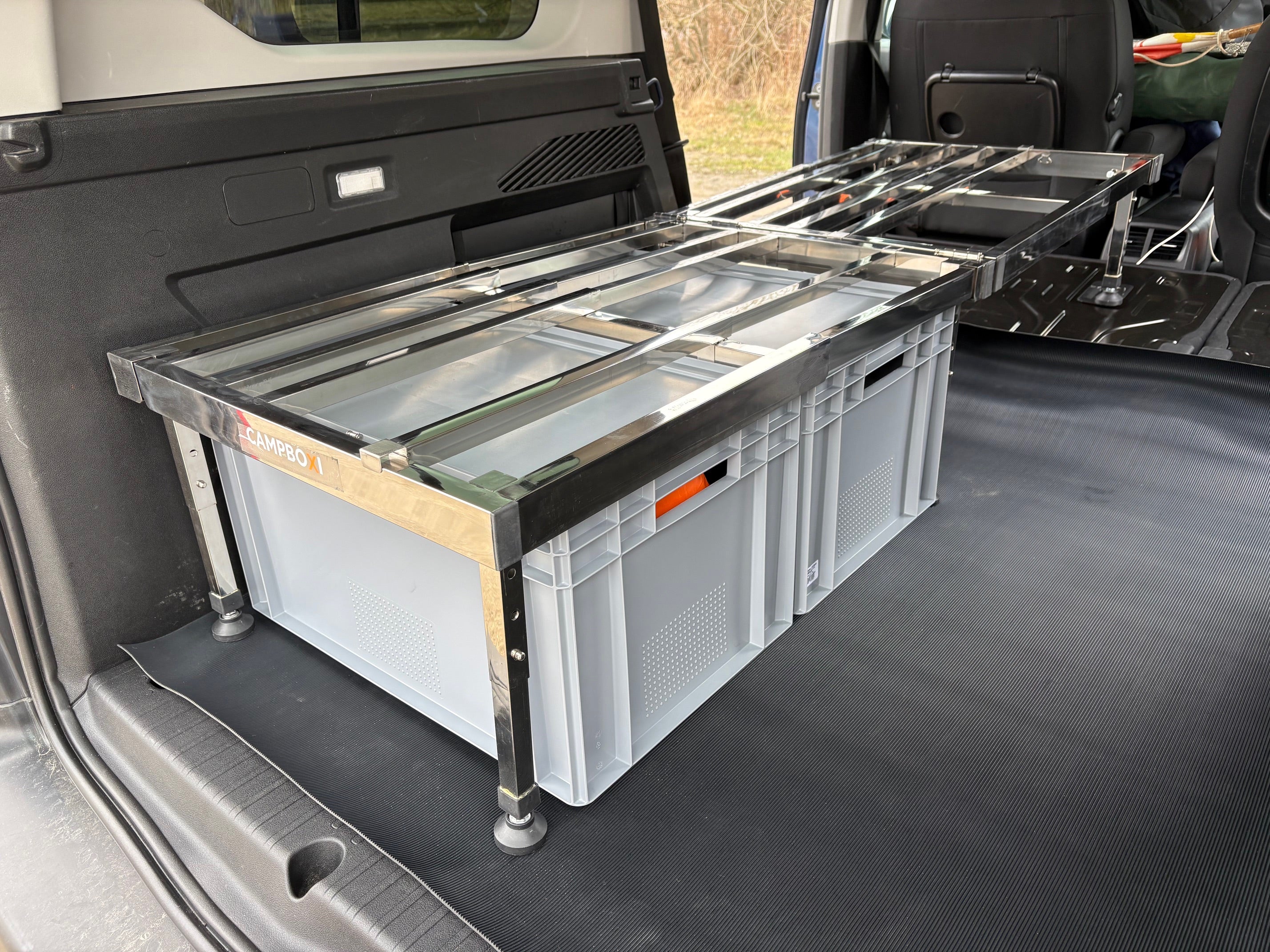 CampBoxi Unifit - Flexible and adjustable bed frame for your everyday car