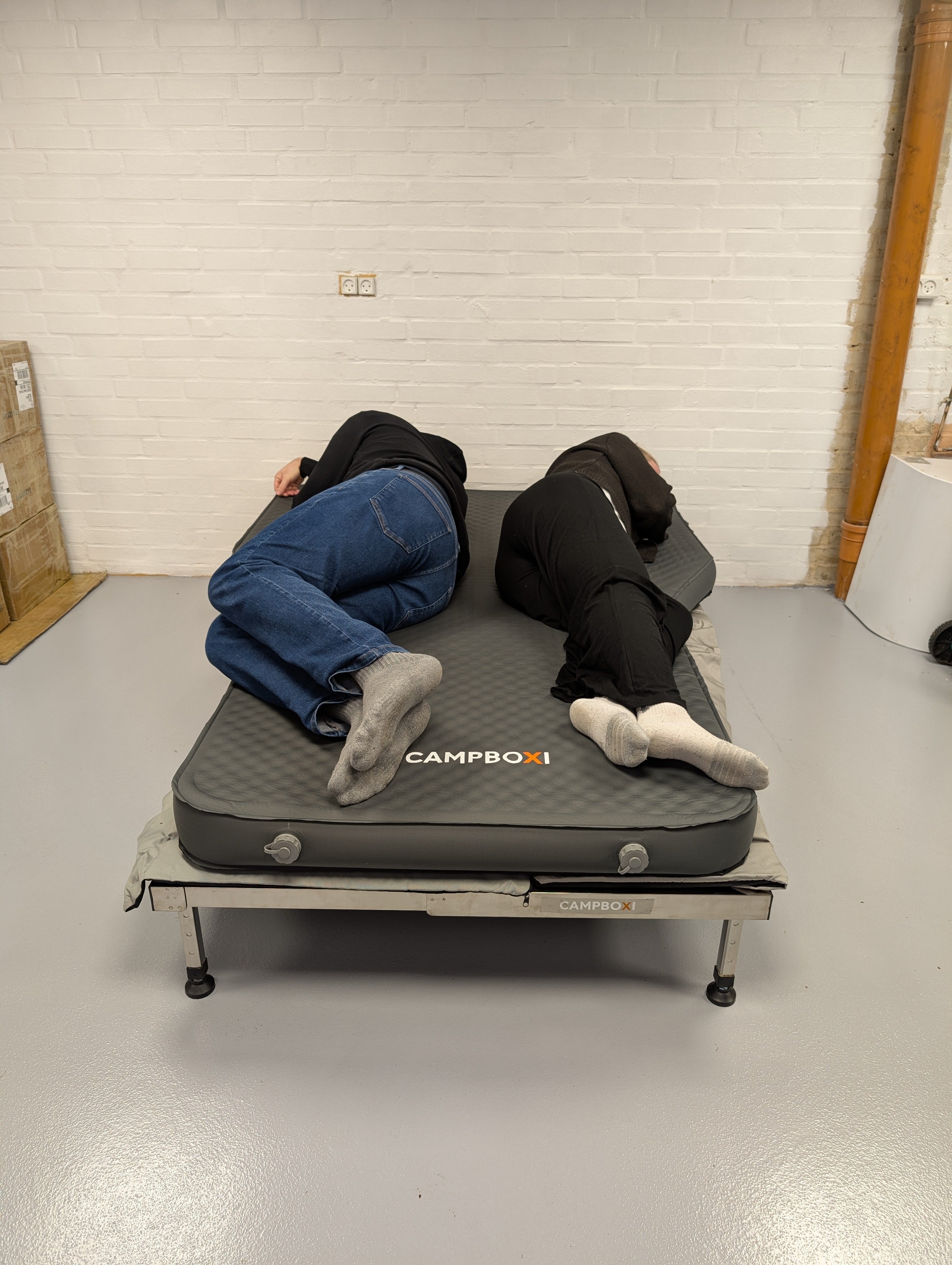 CampBoxi Unifit - Flexible and adjustable bed frame for your everyday car