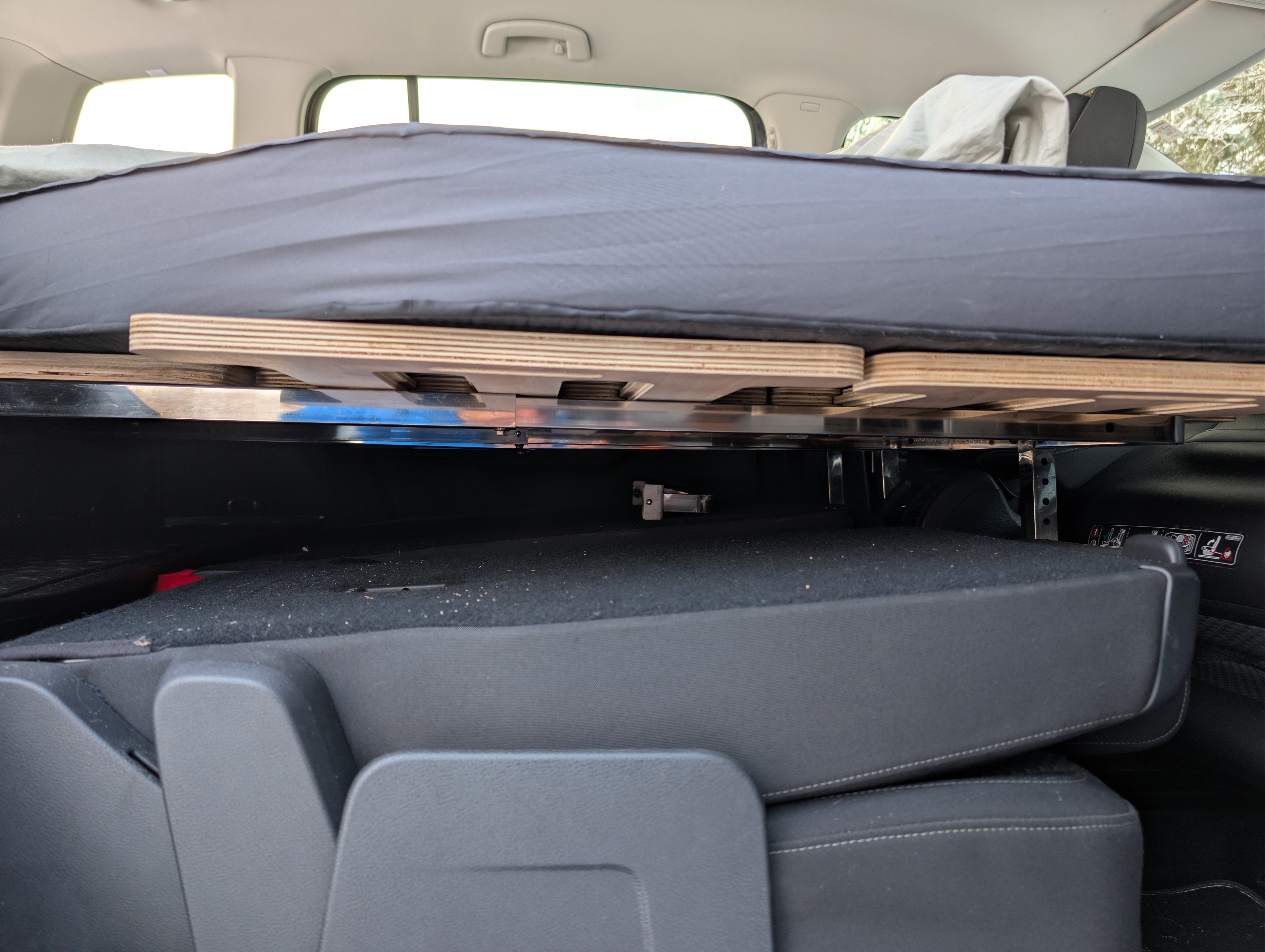 CampBoxi Kitchenfit - Allt-i-ett-husbilsmodul för vardagsbilar