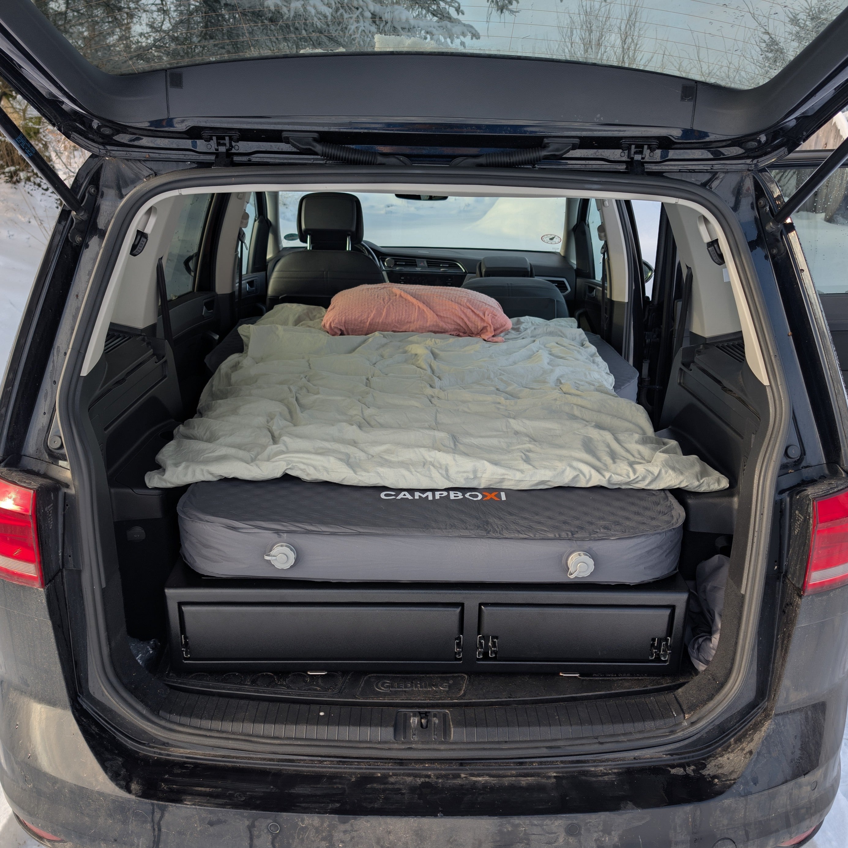 CampBoxi Kitchenfit - Allt-i-ett-husbilsmodul för vardagsbilar