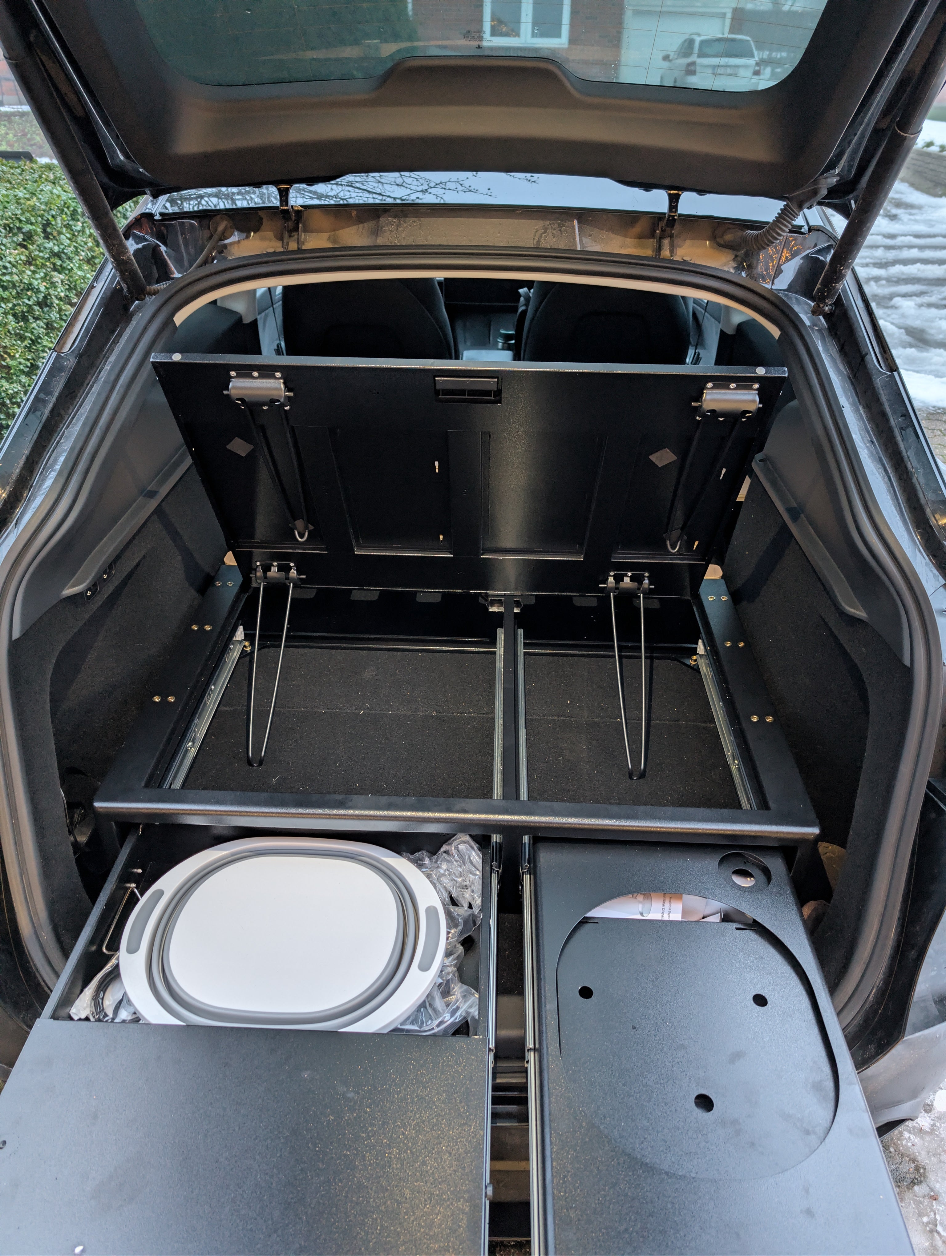 CampBoxi Kitchenfit - Allt-i-ett-husbilsmodul för vardagsbilar